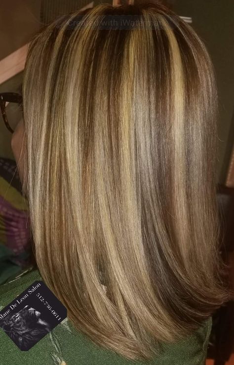 Here we did a chestnut  lowlight and golden highlights in Wella Color Touch 10/3!  Beautiful!❤🧡💛