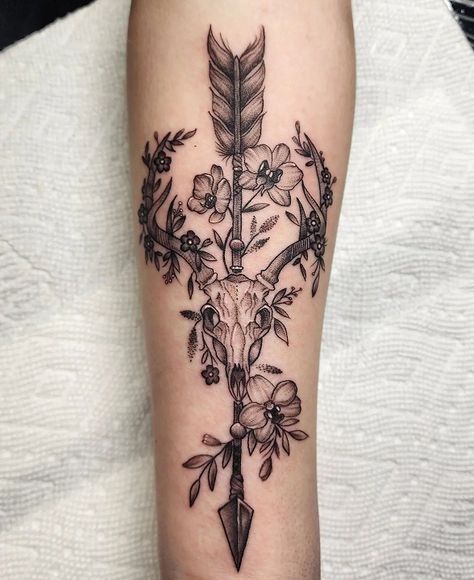 Goddess Of Hunting Tattoo, Western Tattoos For Women Color, Hunting Arm Sleeve Tattoo, Country Themed Sleeve Tattoo, Deer Tattoo For Women, Painting Tatoos Ideas, Western Lower Back Tattoo, Deer Track Tattoo For Women, Women Country Tattoos