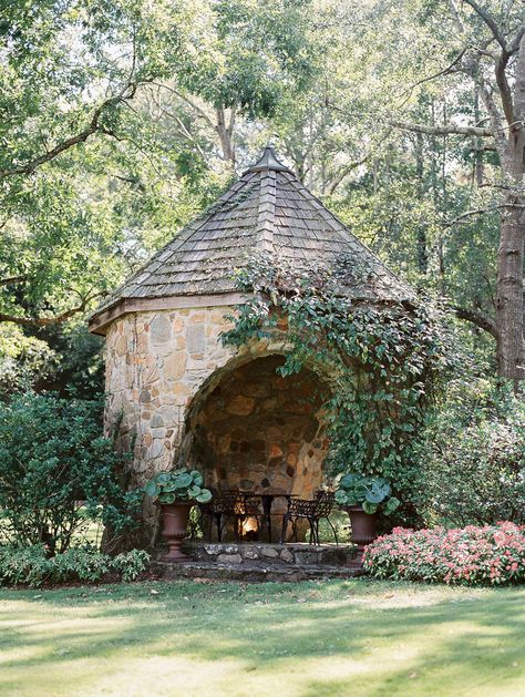 Wedding Venues Atlanta Ga, Atlanta Elopement, Most Beautiful Wedding Venues, Newnan Georgia, Training Grounds, Bridgerton Wedding, Patio Courtyard, Zoo Ideas, Atlanta Wedding Venues