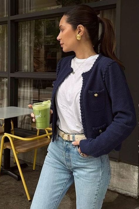 I love a classic navy sweater. follow me on Instagram for style inspiration, luxury fashion, travel diaries and more! | Marianna Hewitt Navy Sweater Outfit, Green Suits, Marianna Hewitt, Winter Sweater Outfits, Simple Fall Outfits, Casual Outfit Inspiration, Green Suit, Navy Sweater, Minimal Outfit