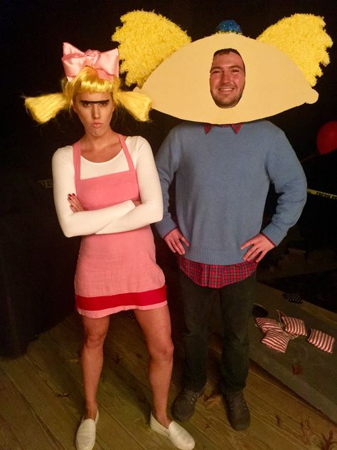 Helga Pataki and Arnold #HeyArnold #Helga #Arnold #Halloween #HelgaCostume #HeyArnoldCostume #Costume #Halloween2017 Hey Arnold Couples Costume, Arnold And Helga Costume, Helga Pataki Costume, Hey Arnold Costume, Beer Pong Costume, Character Halloween Costumes, Halloween Parejas, Cartoon Character Costume, Hot Halloween Outfits