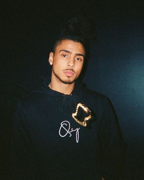 You gon’ make me take my Rollie off... Quincy Combs, Quincy Brown, Male Aesthetic, Hey Handsome, Inner Circle, Brown Aesthetic, Black Boys, Bearded Men, Cute Black