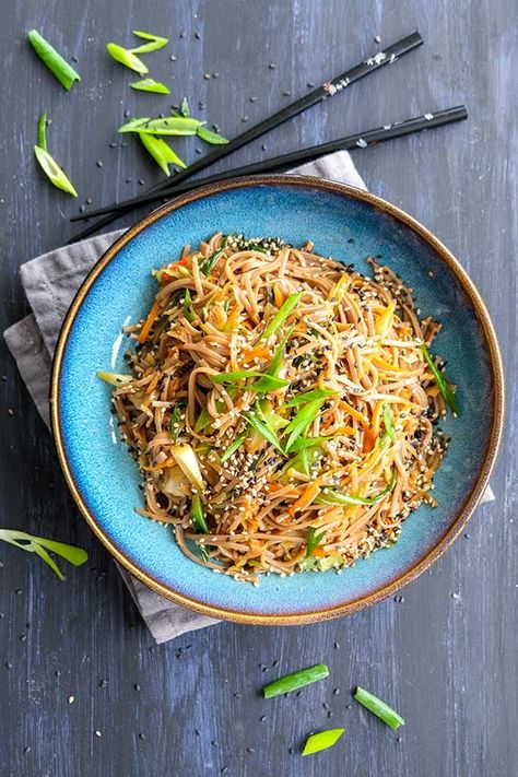 Gluten Free Hibachi, Hibachi Vegetables Recipe, Gluten Free Noodles Recipe, Hibachi Noodles, Japanese Hibachi, Healthy Noodles, Soba Noodles Salad, Gluten Free Noodles, Noodle Dish