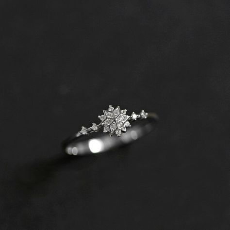 Gold Minimalist Ring, Snowflake Ring, Topaz Jewelry, Classic Engagement Rings, Minimalist Ring, Matching Rings, Affordable Jewelry, Best Diamond, Minimalist Rings