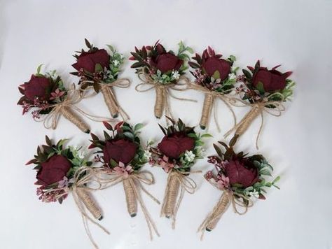 Groomsmen Buttonholes, Wedding Aisles, Burgundy Wedding Flowers, Rustic Boutonniere, Daughters Wedding, Winter Wedding Flowers, Groom Groomsmen, Diy Wedding Flowers, Boutonniere Wedding