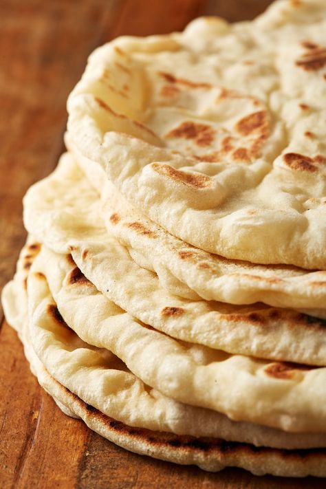 32 International Flatbread Recipes For Quick And Easy Meals Easy Flatbread Recipes, Homemade Pita, Homemade Pita Bread, Easy Flatbread, Grilled Artichoke, Recipes With Naan Bread, Indian Recipes Authentic, Quick And Easy Meals, Artichoke Recipes