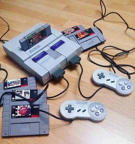 Retro Nintendo, Snes Aesthetic, Playing Videogame Aesthetic, Old Nintendo Aesthetic, Retro Game Console, Old Nintendo, Retro Gaming Console, 2000s Game Console, 90s Game Consoles