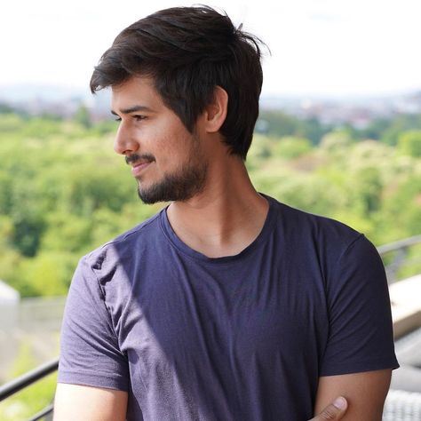 Dhruv Rathee, Tuxedo Colors, Gala Outfits, Famous Youtuber, Met Gala Outfits, New Images Hd, Famous Youtubers, Happy Married Life, Beautiful Flowers Photography