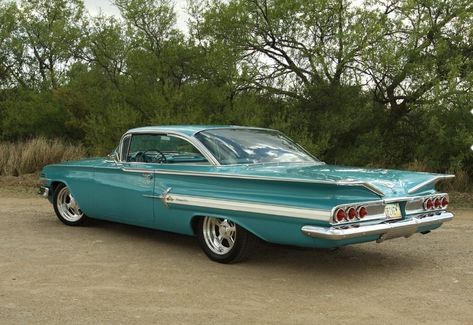 1960 Chevy Impala, 1959 Chevy Impala, Austin Martin, Old American Cars, Classic Cars Chevy, Chevy Classic, Chevy Muscle Cars, Old School Cars, Chevy Bel Air