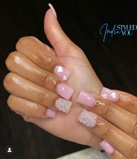 short pink and white baddie nails Acrylic Toe Nails, Hard Nails, Baddie Nails, Colored Acrylic Nails, Girly Acrylic Nails, Work Nails, French Tip Acrylic Nails, Her Nails, Short Square Acrylic Nails