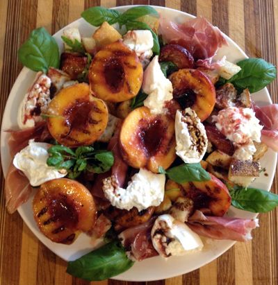 Not only beautiful - delicious too! Stone Fruit Bread Salad with Vanilla-Bean Olive Oil, Burrata, and Prosciutto Prosciutto Caprese, Stone Fruit Salad, Mozzarella Sandwich, Caprese Pasta Salad, Corn Pasta, Fresh Summer Salad, Caprese Pasta, Mozzarella Salad, Bread Salad