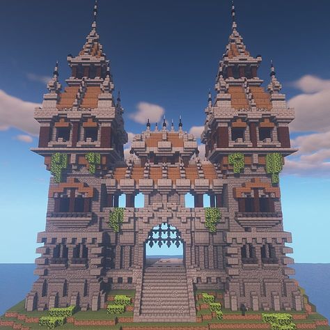 Minecraft Kale, Medieval Builds, Minecraft Building Designs, Minecraft Castle Blueprints, Minecraft Castle Designs, Minecraft Kingdom, Minecraft Wall, Minecraft Structures, Minecraft House Plans