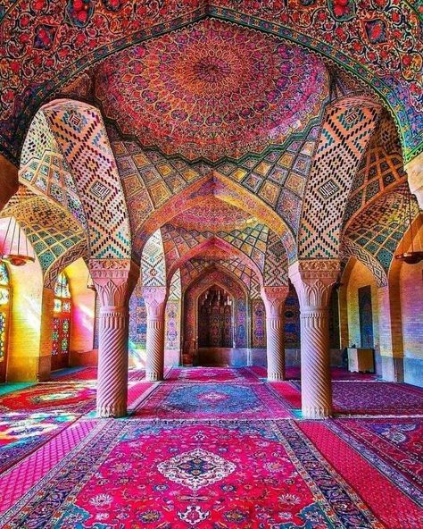 Nasir-Ol-Molk Mosque, Also Known As Pink Mosque, A Traditional Shiraz Mosque, Iran Pink Mosque, Shiraz Iran, Iranian Architecture, Persian Architecture, Iran Travel, Mosque Architecture, Beautiful Mosques, Flash Art, Shiraz