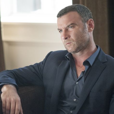 8 Must-Haves for the Badass Modern Gentleman | GQ Here Comes Johnny, Jon Voight, Ray Donovan, Liev Schreiber, Johnny Carson, Vintage Television, Tv Antenna, Tonight Show, Modern Gentleman