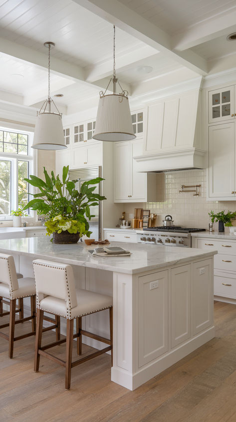 A Nancy Meyers kitchen isn’t complete without a stunning island! Explore elegant designs that will complete your space perfectly. #NancyMeyersKitchenIsland #NancyMeyersKitchenStyle #NancyMeyersHomes Southern Kitchen Island, Kitchen Small With Island, Helen Norman Kitchen, One Wall White Kitchen With Island, New York Townhouse Kitchen, Modern Southern Kitchen, Southern Country Kitchen, Modern Nancy Meyers, Kitchen Island With Glass Doors