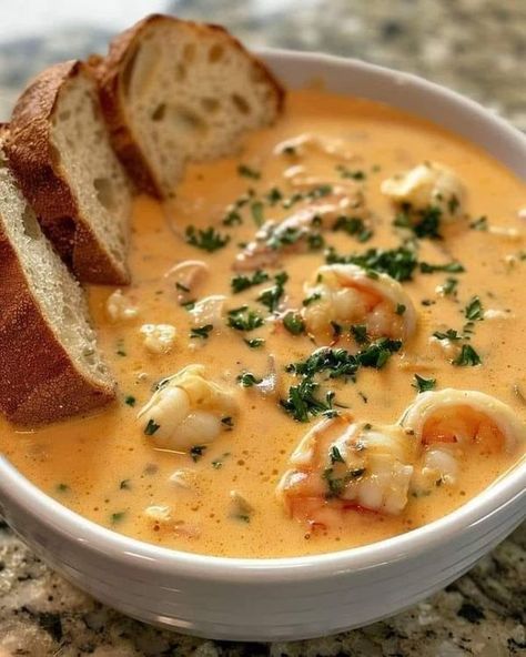 Creamy Crab And Shrimp Seafood Bisque, Crab And Shrimp Seafood Bisque, Seafood Bisque Recipe, Shrimp Bisque, Crab And Shrimp, Bisque Soup, Crab Bisque, Homemade Soups, Seafood Bisque