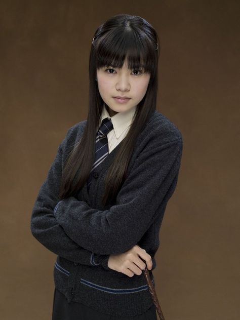 The haircut, which Katie went on to describe as “horrific,” was this brow-skimming bangs look. | The Actress Who Played Cho Chang Hated Her Hair During The "HP" Kiss Scene Harry Potter Characters Anime, Hermione Granger Bangs, Cho Chang Aesthetic, Harry Potter Cho Chang, Katie Leung, Gogo Tomago, Cho Chang, Harry Potter Girl, Gellert Grindelwald