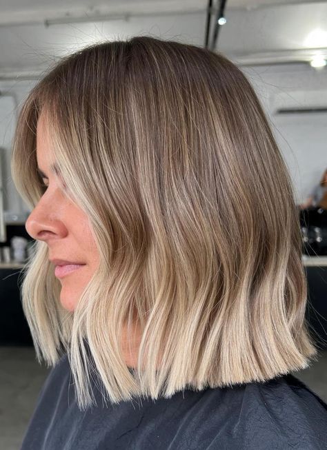 Click to book today! #balayage #Brightblonde #blondehair #haircut #bob #hair #hairsalon #babyblonde Mum Bob, Blonde Balayage Bob, Haircut Bob, Fall Blonde Hair, Ombre Blond, Dark Brunette Hair, Bronde Hair, Dye Hair, Dark Blonde Hair