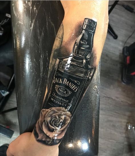 Jack Daniels Tattoo Design, Jack Daniels Tattoo, Daniel Tattoo, Leg Tats, Geniale Tattoos, Grey Tattoo, Jack Daniels, Black And Grey Tattoos, Judo