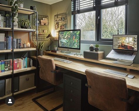 Double Office Space Home, Office For Couples Home, Home Office Husband And Wife, Home Office Two Screens, Two Person Work From Home Office, Study Two Desks, Home Office Multiple Desks, 2 Computer Desk Setup, Couples Office Ideas