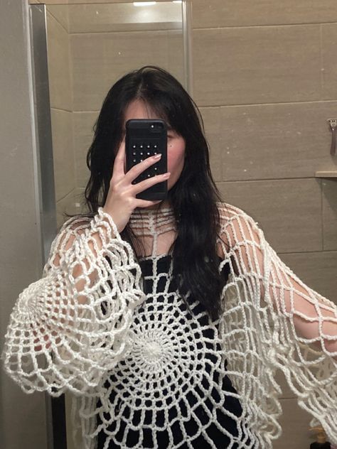 @cats_yarns ig #crochet #crochettop #crochetsweater #crocheting #crochetideas #crochetdesign #spiderweb #halloween #handmade Spooky Crochet Sweater, Spiderweb Sweater Crochet, Crochet Spider Web Sweater, Spiderweb Crochet Top, Crochet Spider Web Top, Spiderweb Sweater, Spiderweb Crochet, Spiderweb Top, Knit Clothes