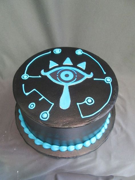 The Legend of Zelda Cake Zelda Shield Cake, Zelda Breath Of The Wild Cake Ideas, Zelda Totk Cake, Link Cake Zelda, Link Birthday Cake Zelda, Link Zelda Cake Ideas, Breath Of The Wild Birthday Cake, Zelda Botw Cake, Zelda Breath Of The Wild Birthday Cake