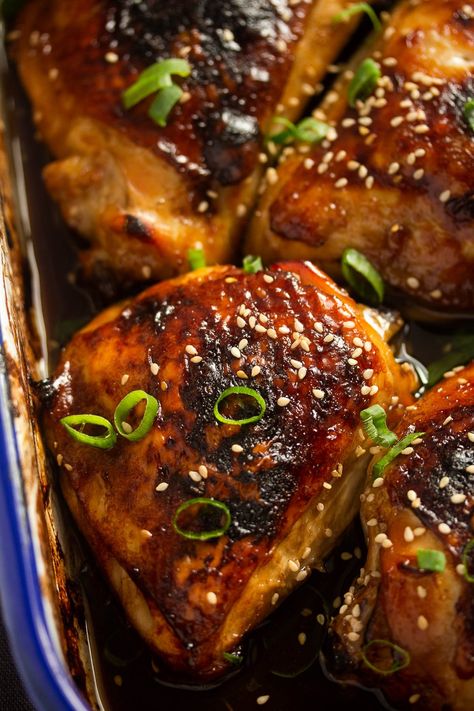 Sweet Chicken Recipes, Chicken Thigh Teriyaki, Baked Bone In Chicken, Teriyaki Chicken Thighs, Chicken Teriyaki Sauce, Chicken Thighs In Oven, Pollo Teriyaki, Baked Teriyaki Chicken, Chicken Breast Crockpot Recipes