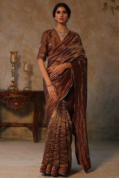 Copper Silk Tissue Zari Saree Set Design by Begum Pret at Pernia's Pop Up Shop 2024 Copper Tissue Saree, Copper Saree, Zari Saree, Tissue Saree, Indian Fashion Designers, Pernia Pop Up Shop, Pop Up Shop, Set Design, Indian Fashion