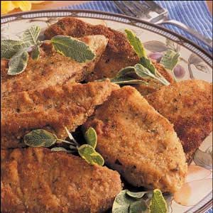 Breaded Steaks Recipe -This homespun, stick-to-your-ribs steak supper was always a favorite with us kids. Mom coated tender steaks with lightly seasoned bread crumbs and fried them in oil until golden brown. -Gina Mueller, Converse, Texas Breaded Steak, Rib Steak, Hearty Stews, Steak Dinner, Beef Dinner, Beef Steak, Beef Dishes, Steak Recipes, Meat Dishes