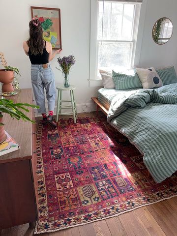 Read on to peel back the layers of mystique surrounding Persian rugs Vintage Rug Styling, Persian Home Design, Rug Layering Bedroom, Bedroom Ideas Carpet Floor, Persian Rug Aesthetic, Bedroom Red Rug, Rug Placement Bedroom, Philly Apartment, Rug In Bedroom