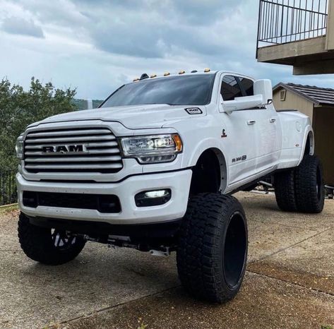 Lifted Ram 3500 Dually, Lifted Dually Trucks, Ram Trucks Lifted, Diy Truck Mods, Dodge Trucks Lifted, Dodge Ram 2500 Diesel, Diesel Pickup Trucks, Dodge Diesel Trucks, Big Ford Trucks