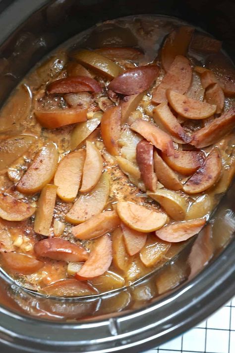 Easy Slow Cooker Pork Chops and Apples Recipe Pork With Apples Crockpot, Boneless Pork Chop Recipes With Apples, Boneless Pork Chops With Apples, Pork Chops In The Crock Pot Healthy, Pork Chops And Apples Recipes, Pork Chop And Apples, Apple Pork Chops Crockpot, Boneless Pork Chops Crock Pot, Pork Chops Apples