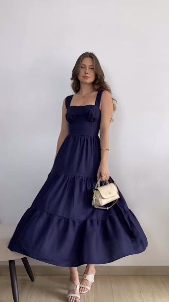 Rasteirinhas e Vestido Midi: Look Confortável e Chic Vestidos Outfits, 2piece Outfits, Modest Summer Outfits, Modest Dresses Casual, Effortlessly Chic Outfits, Quick Outfits, Grad Dresses, Vestido Casual, Fashion Mistakes