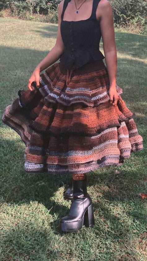 Crochet Vintage Skirt, Crocheted Outfits Aesthetic, Crochet Top With Skirt, Crochet Fairy Skirt Pattern, Alt Easter Outfit, Avant Garde Crochet, Crochet Skirt Maxi, Fall Crochet Patterns Clothes, Whimsical Core Outfits