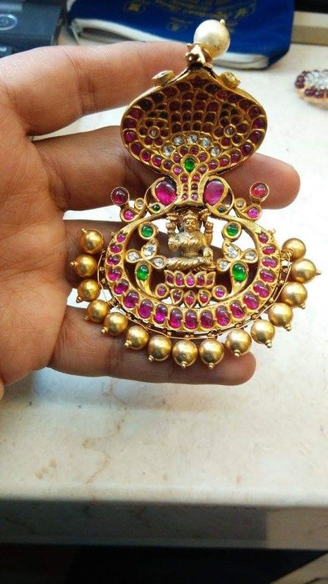 Nagaram Pendant, Gold Jewellry, Antique Jewellery Designs, Heritage Jewellery, Gold Bride Jewelry, Antique Pendant, Ruby Pendant, Fancy Blouses, Fancy Blouse Designs