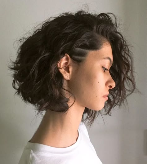 50 Badass Undercut Bob Ideas You CAN'T Say No To - Hair Adviser Undercut Bob Haircut, Undercut Hairstyles Women, Curly Undercut, Undercut Bob, Undercut Long Hair, Bob Hairstyles For Thick, Short Wavy Hair, Hair Makeover, Undercut Hairstyles