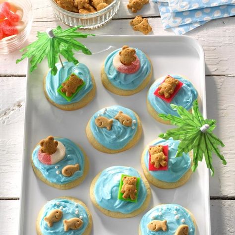 Image result for boxed lunches party picnic -pinterest Summer Cookie Recipes, Summer Potluck Recipes, Basic Sugar Cookie Recipe, Amish Sugar Cookies, Best Sugar Cookie Recipe, Summer Cookies, Soft Sugar Cookies, Best Sugar Cookies, Potluck Recipes