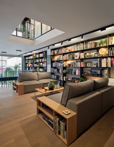 Interesting Interiors, Barn Interior, Library Architecture, Home Library Design, Common Room, Old Room, Level Homes, Space Architecture, Home Library