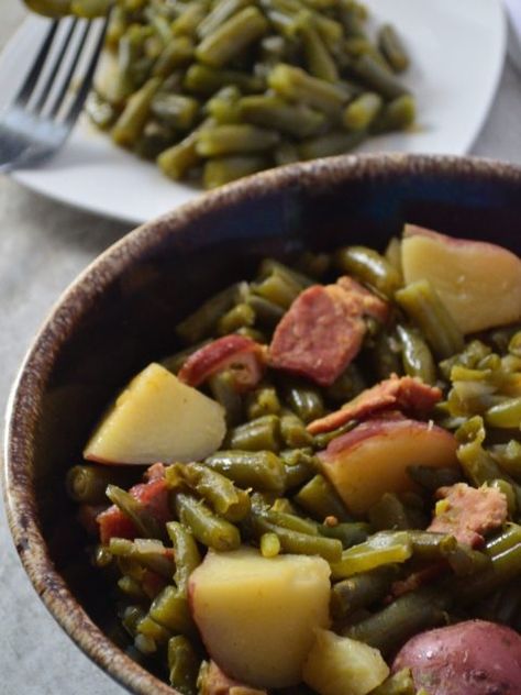 Southern Green Beans - Coop Can Cook Ham Potatoes And Green Beans, Green Beans Potatoes And Ham, Ham Potatoes, Cook Ham, Ham And Green Beans, Green Beans Potatoes, Southern Style Green Beans, Crockpot Green Beans, Potatoes And Ham