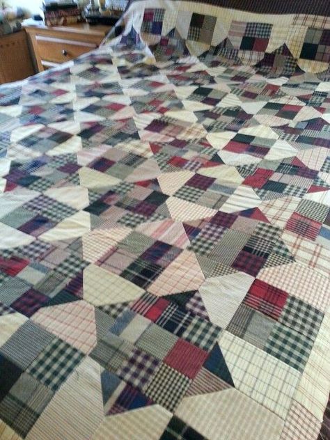 Fleur de Lis Quilts and Accessories: Sunday Quilt Inspiration: plaids Shirt Quilts Ideas, Plaid Quilts, Quilt Shirt, Shirt Quilts, Memory Quilts, Red And White Quilts, Flannel Quilts, Plaid Quilt, Wool Quilts