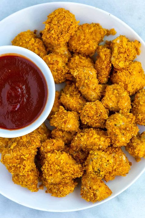 Easy Baked Popcorn Chicken Recipes With Popcorn, Homemade Popcorn Chicken, Baked Popcorn, Baked Popcorn Chicken, Making Popcorn, Chicken Popcorn, Easy Popcorn, Popcorn Chicken Recipe, Easy Teriyaki Chicken