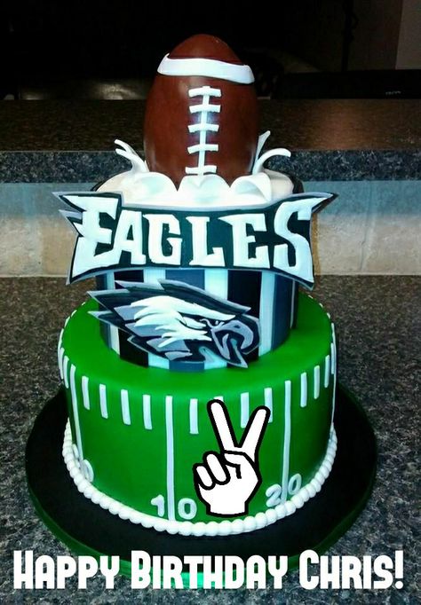 Philly Eagles Cake, Eagles Football Cake, Philadelphia Eagles Cake, Football Grooms Cake, Cake Football, Football Eagles, Football Birthday Cake, Philly Eagles, Sport Cakes