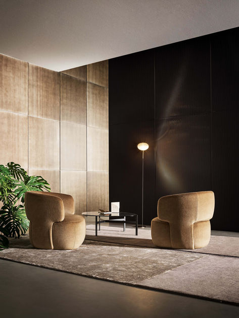 The Doge armchair merges the ‘70s style with modern design, embodying a realm of elegance and simplicity. Designed by Mauro Lipparini, it comes in three variations and is perfect for residential and hospitality settings. The upholstered base version is compact and balanced, while the other two options feature either a central four-legged base with a swivel mechanism or solid wood legs. 

#bonaldo #BStyle #bonaldospa #interiordesign #furniture #living #style #homedecor #designer #home #luxury Meeting Table Office, Luxury Italian Furniture, Dining Cabinet, Dining Stools, The Venetian, Office Seating, Side Table With Storage, Ottoman Coffee Table, Sofa Side Table