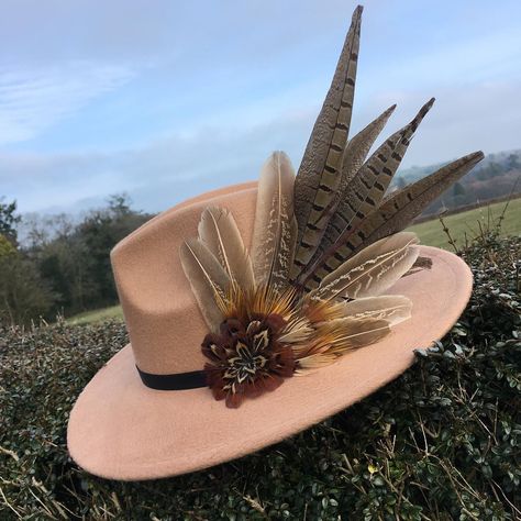 Ahhh only a day to go until #cheltenhamfestival are you going??? #cheltenham #horseracing #racingfashion #fedora #hatlover #equestrianstyle #felthatseason #feltfedora #hatforcheltenham #countrystyle #chic #equestrianfashion #fashionista #alldunnup Fedora Hat Accessories, Cowboy Hats Decorated, Feather Project, Pheasant Feather Decor, Decorated Hats, Hat Feathers, Traditional Game, Hat Bar, Pheasant Feather