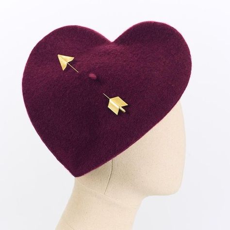 Adele Mildred, Heart Outfit, Heart Clothing, Heart Accessories, Heart Clothes, Back Of The Head, Heart Fashion, Bobby Pin, Berets