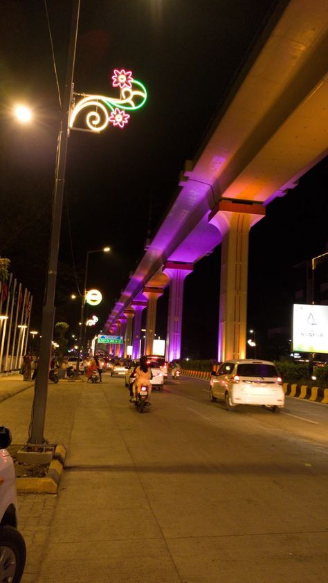 #citylife #lights #nagpur #nightlife Way To Nagpur Snap, Pune Night View, Nagpur Aesthetic, Pune Night Snap, Pune City Snaps, Traffic Snap, Nagpur Snap, Nagpur City, Snapstreak Ideas