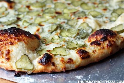 Dill Pizza, Pickle Pizza Sauce, Pickle Pizza With Ranch, Dill Pickle Pizza With Ranch Sauce, Dill Pickle Pizza Recipe, Pickle Pizza With Garlic Sauce Recipe, Pickle Ranch Pizza, Pickles On Pizza, Dill Pickle Flatbread Pizza