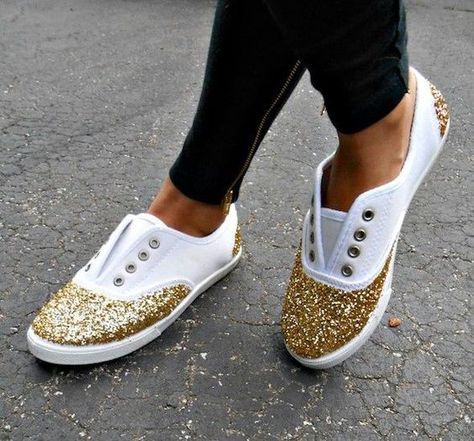 Latest Fashion Trends, Bridal Fashion | Threads – Werindia – Threads – WeRIndia Sneaker Diy, Diy Glitter Shoes, Diy Sneakers, Diy Vetement, Glitter Sneakers, Glitter Diy, Glitter Shoes, Diy Shoes, Painted Shoes