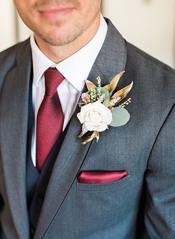 Suits With Burgundy Tie, Charcoal Suit With Burgundy Tie, Burgundy Tie Black Suit, Groom Suit Burgundy Wedding Colors, Grey Suit With Burgundy Tie, Burgundy And Grey Groomsmen Attire, Gray Suit Burgundy Tie Wedding, Tie And Pocket Square Combo, Grey Tuxedo Wedding Burgundy