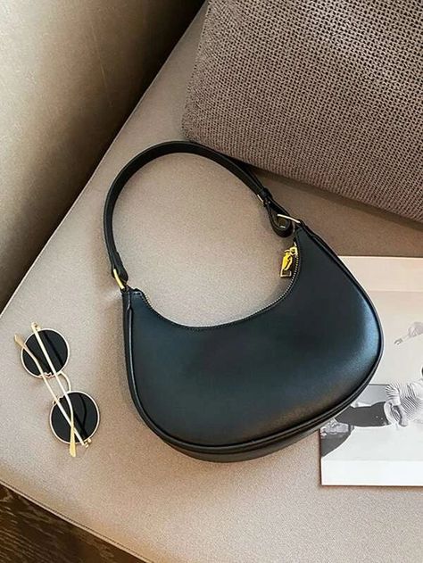 Simple Black Purse, Cute Black Shoulder Bag, Classy Bags For Women, Black Purse Aesthetic, Black Shoulder Bag Outfit, Black Bag Aesthetic, Basic Bags, Shein Bags, Shoulder Bag Aesthetic